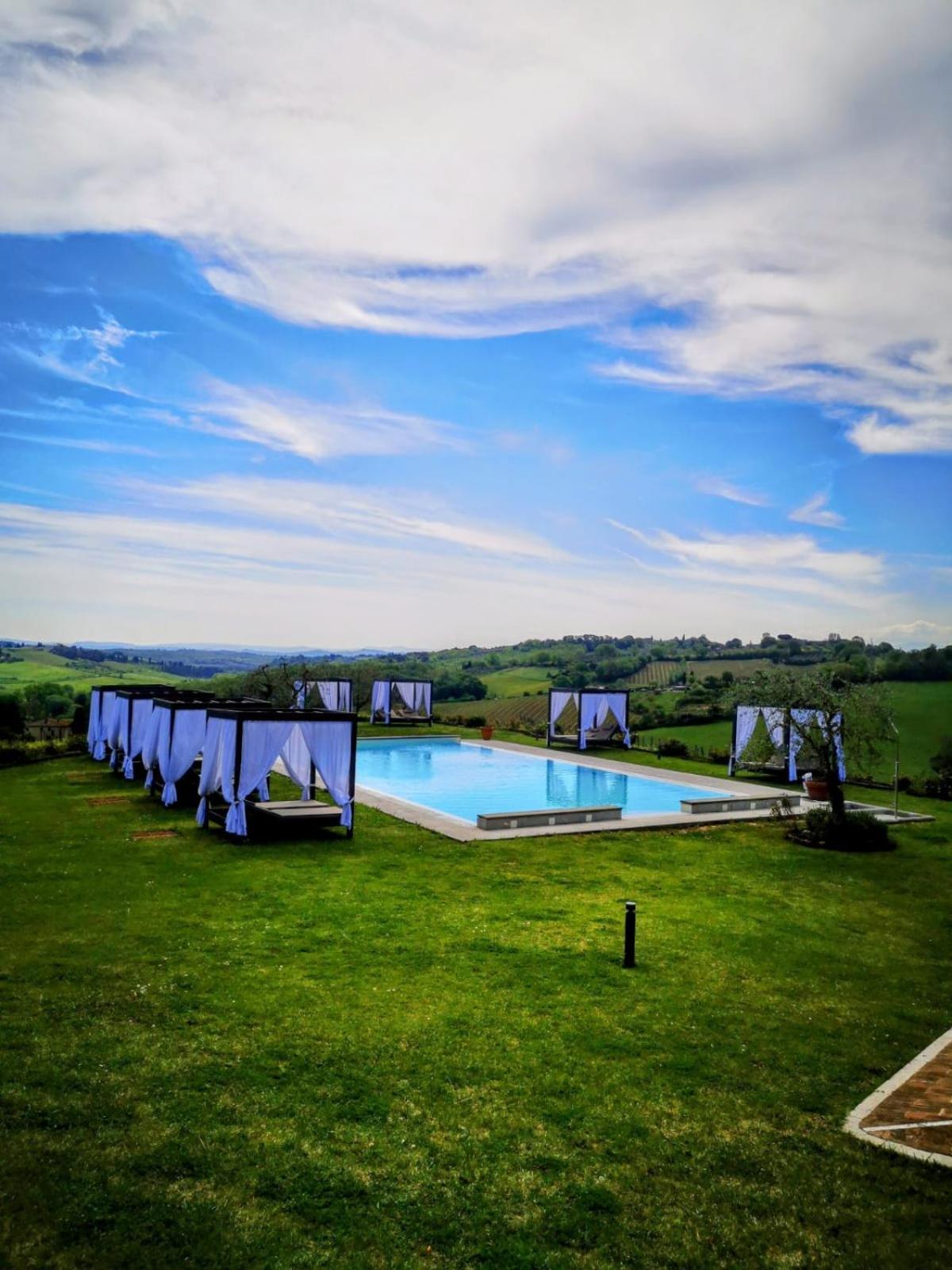 Villa Il Castagno Wine & Resort Siena Dış mekan fotoğraf